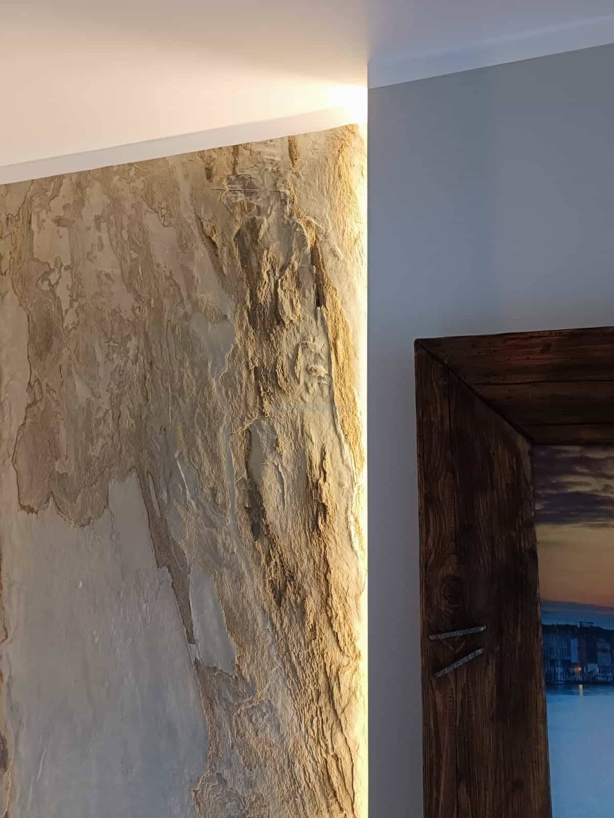Kamień elastyczny Earthstone Beige 122x280x0,3 cm – kamień elastyczny na ścianę do łazienki