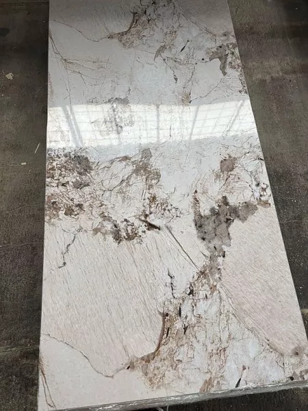 Płyta PVC Beżowy Kamień zestaw 280×244 Połysk 280×244 cm (2 płyty) – płyta ścienna PVC do szybkiego remontu łazienki