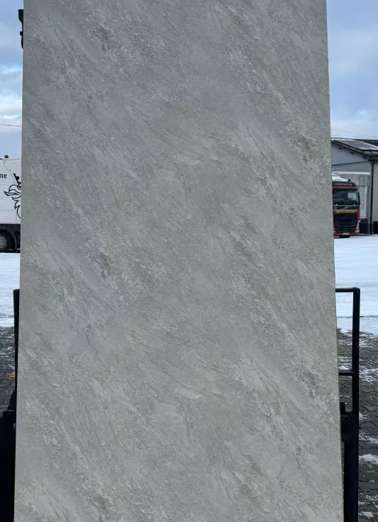 piaszczysty-kamien-mat-280-cm-x-122-cm (3) – aranżacja łazienki i szybka metamorfoza wnętrza