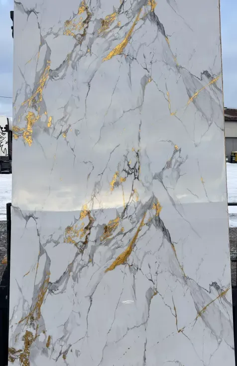 royal-gold-polysk-280-cm-x-122-cm (1) – aranżacja łazienki i szybka metamorfoza wnętrza